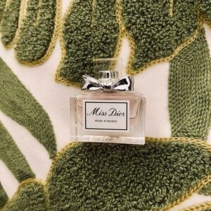 Miss Dior Rose n Roses Mini